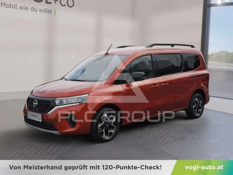 2025 Nissan TOWNSTAR