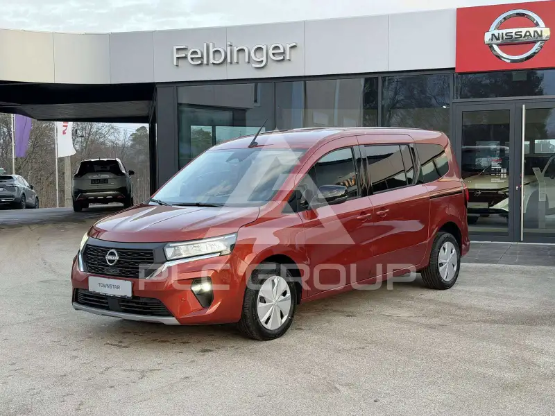 2025 Nissan TOWNSTAR