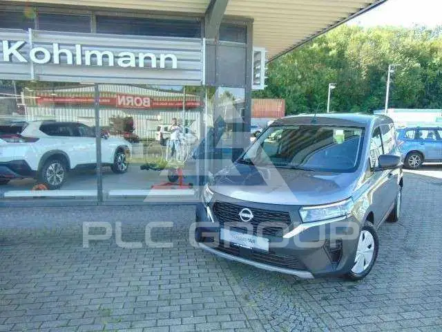 2025 Nissan TOWNSTAR