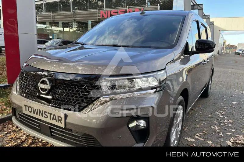 2025 Nissan TOWNSTAR