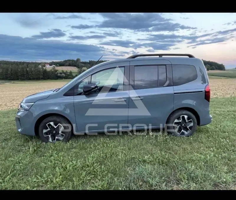 2025 Nissan TOWNSTAR
