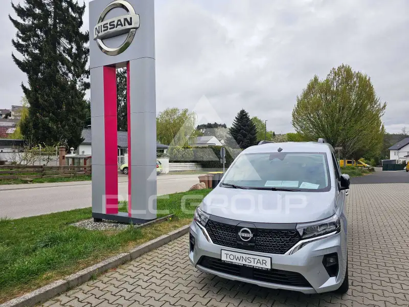 2025 Nissan TOWNSTAR