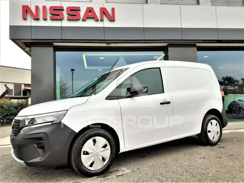 2025 Nissan TOWNSTAR