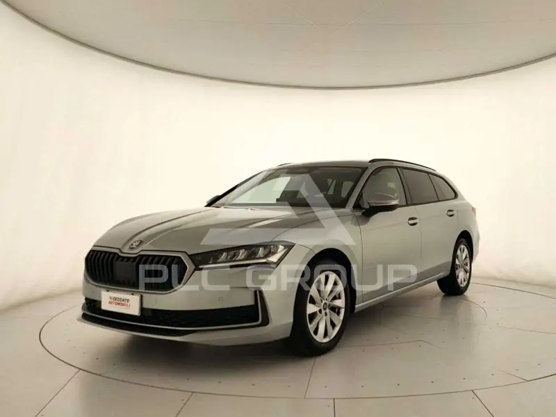 2025 Skoda Superb