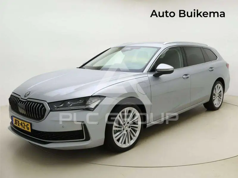 2025 Skoda Superb