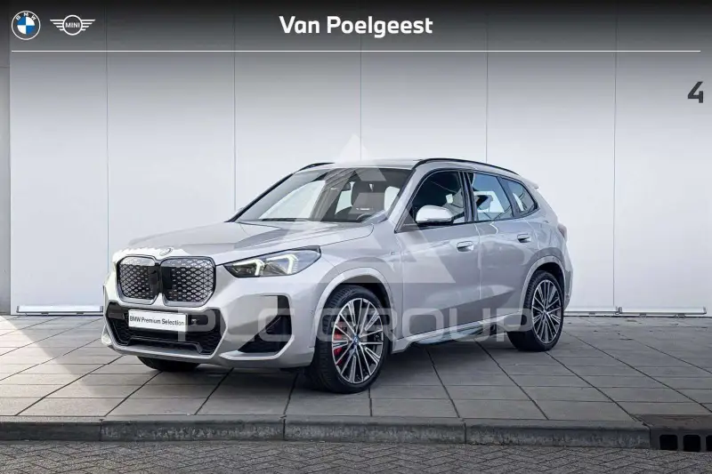 2025 BMW iX