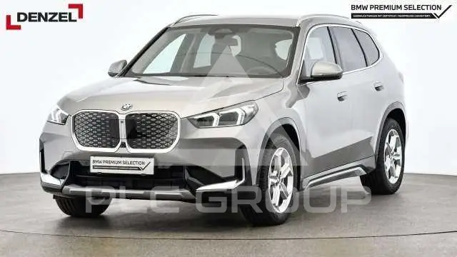 2025 BMW iX
