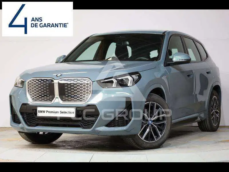 2025 BMW iX