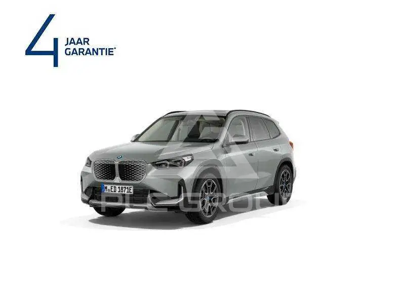 2025 BMW iX