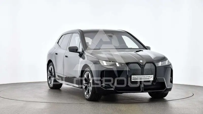 2025 BMW iX