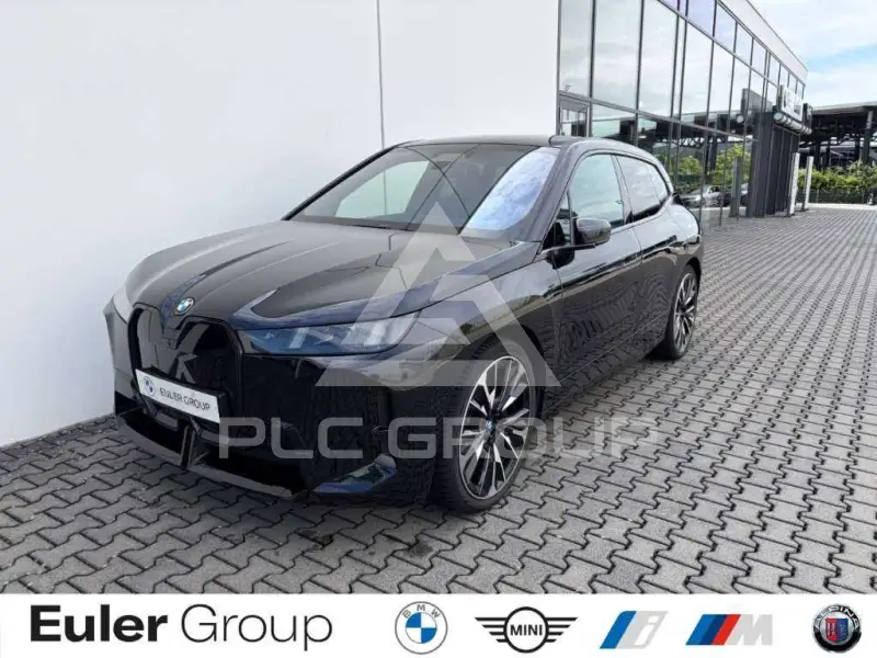 2025 BMW iX