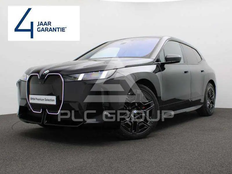 2025 BMW iX