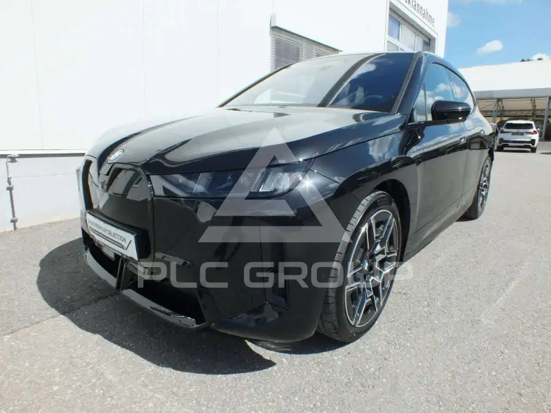 2025 BMW iX