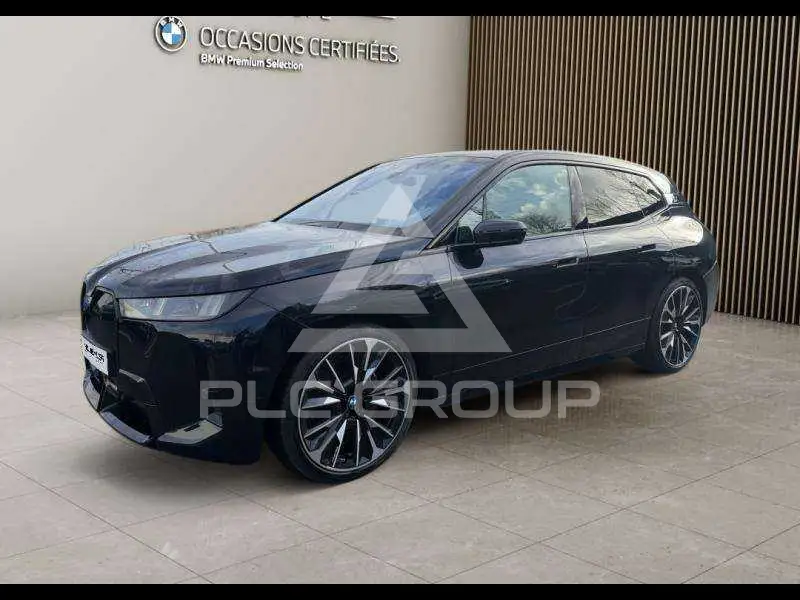 2025 BMW iX