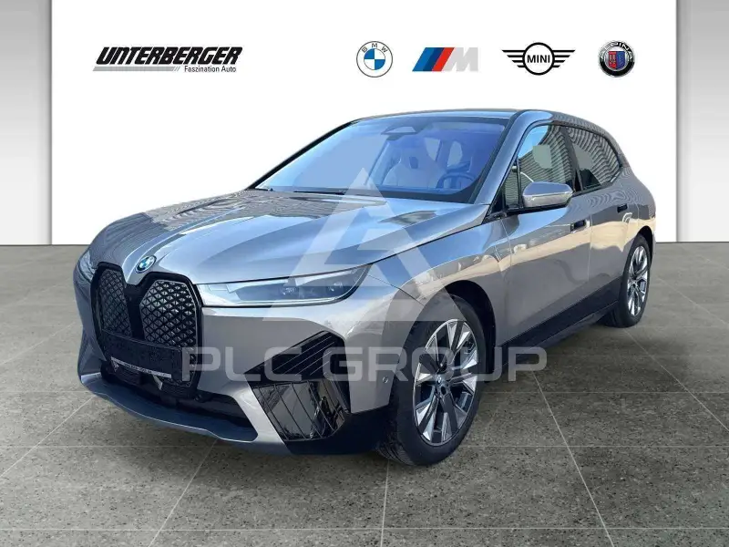 2025 BMW iX