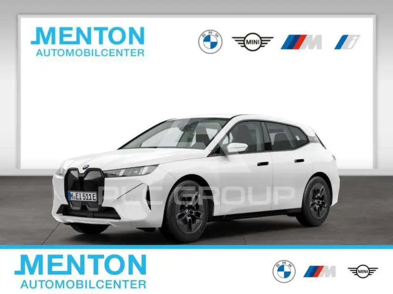 2025 BMW iX