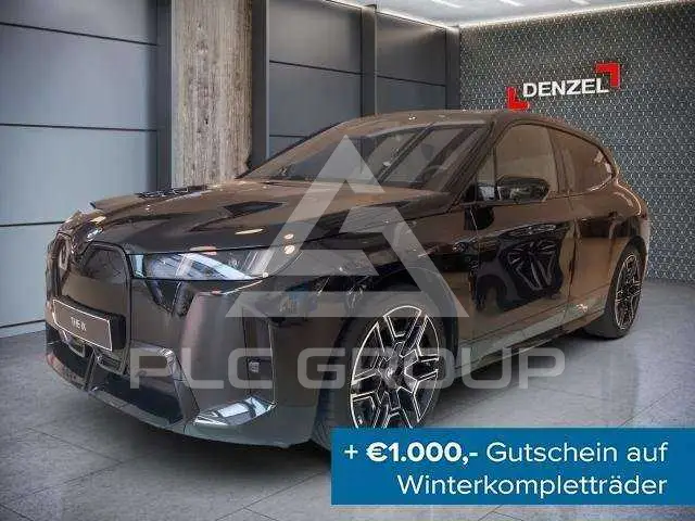 2025 BMW iX