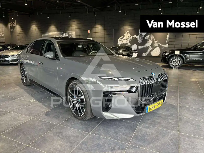2025 BMW I7