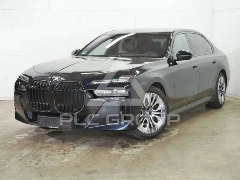 2025 BMW I7
