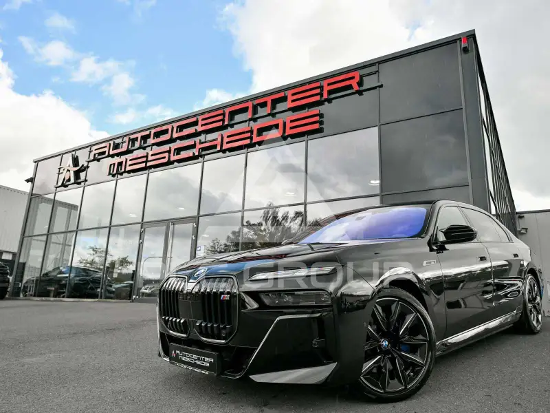 2025 BMW I7