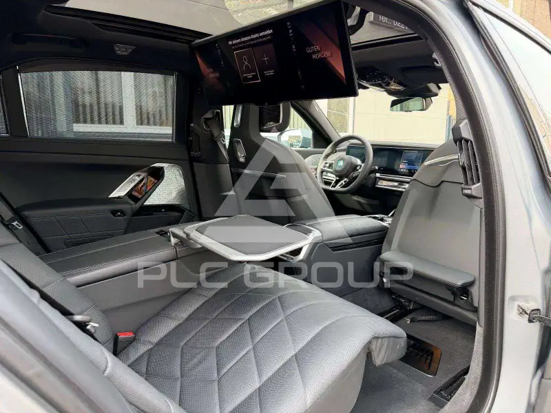 2025 BMW I7