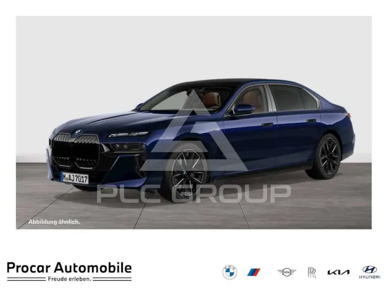 2025 BMW 740