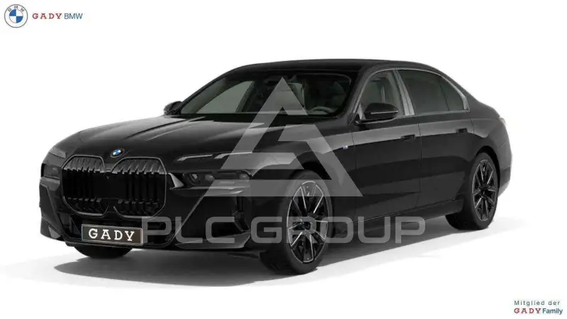 2025 BMW 740