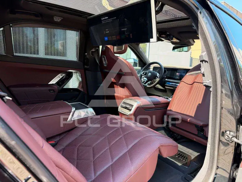 2025 BMW 740