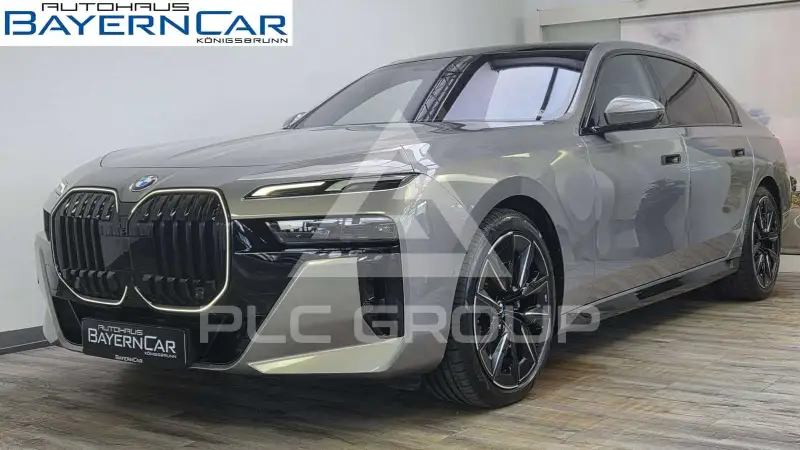 2025 BMW 740