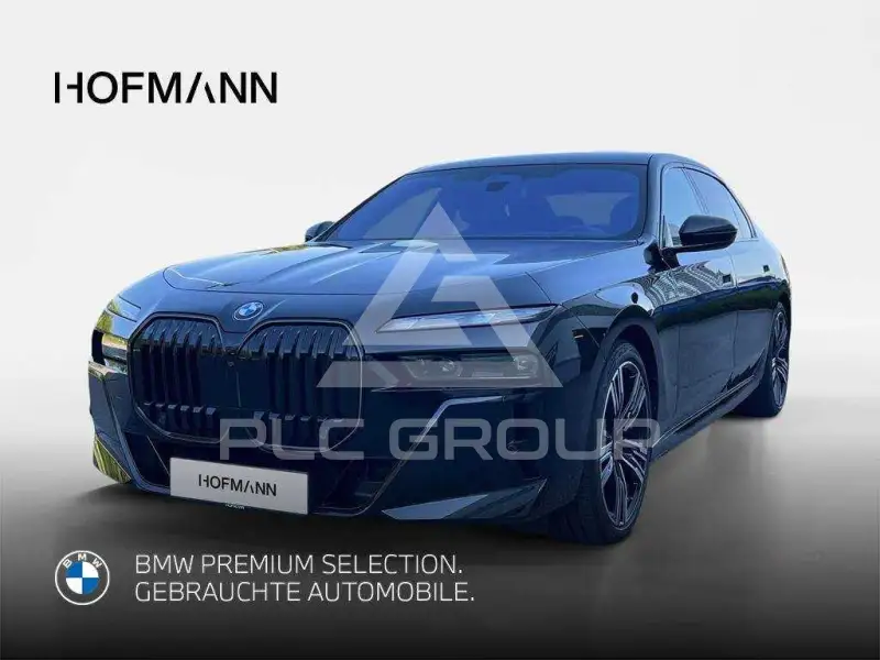 2025 BMW 740