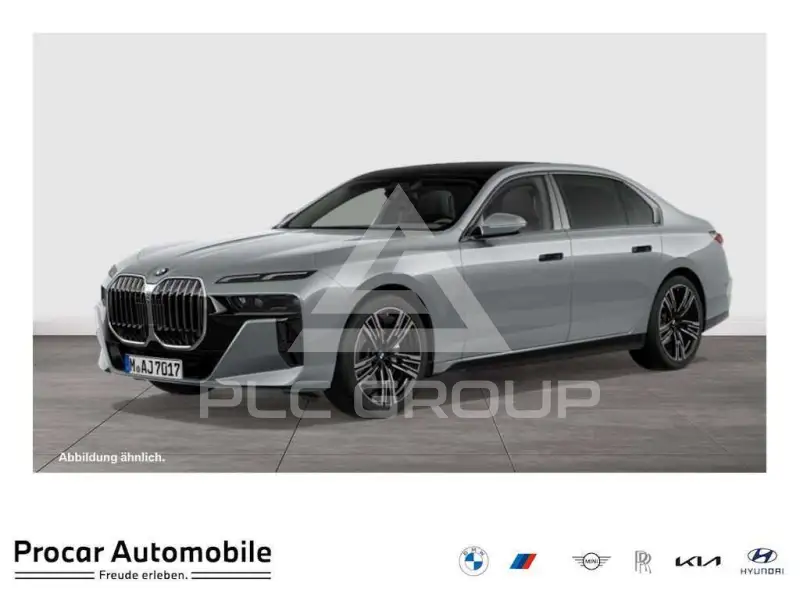 2025 BMW 740