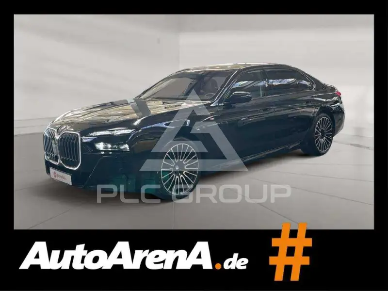 2025 BMW 740