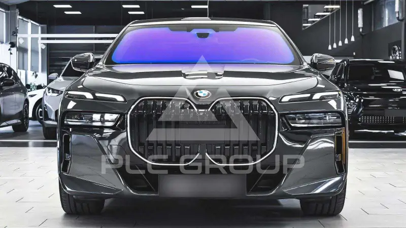 2025 BMW 740