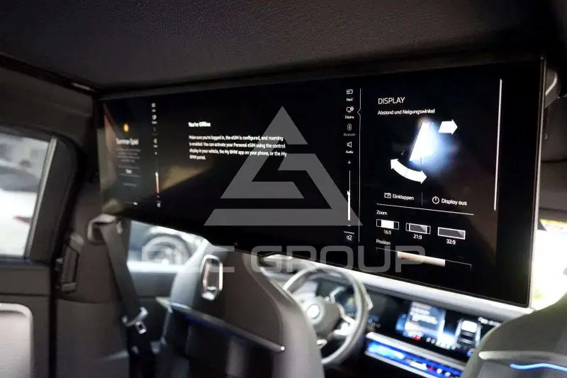 2025 BMW 740