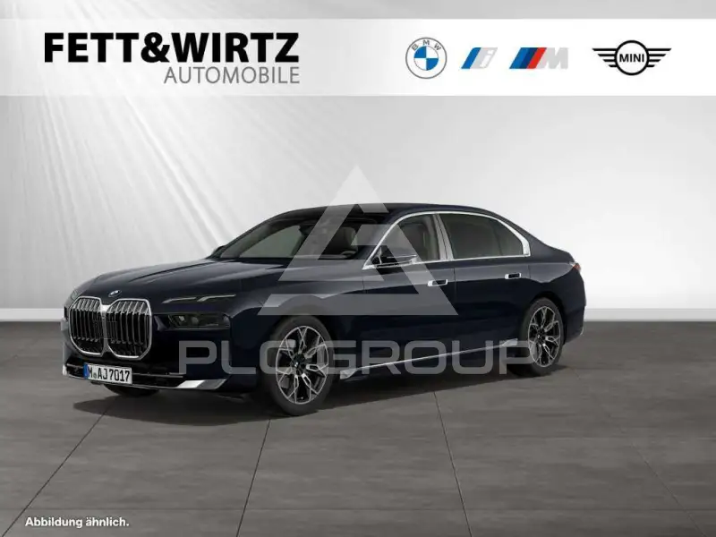 2025 BMW 740