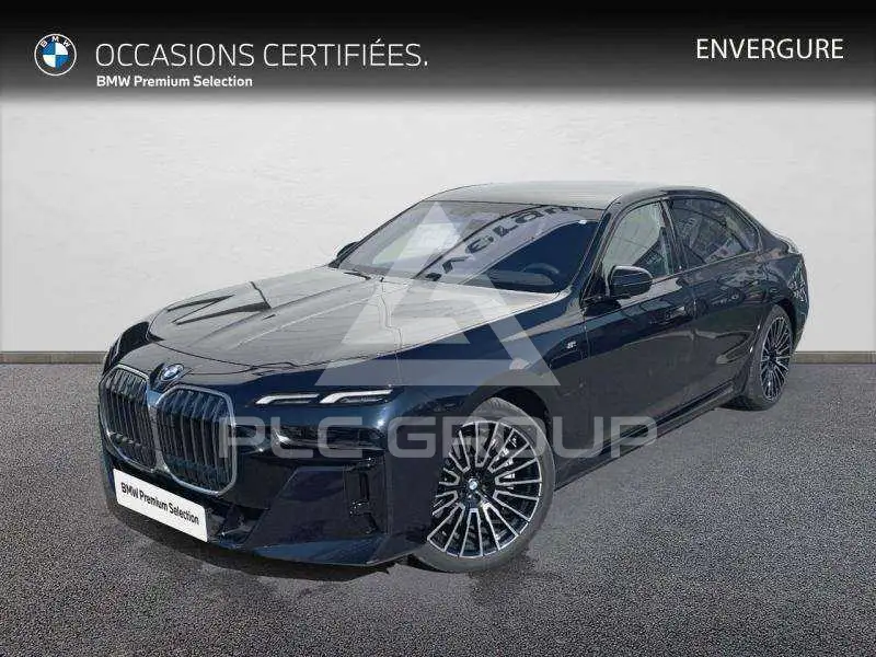 2025 BMW 750