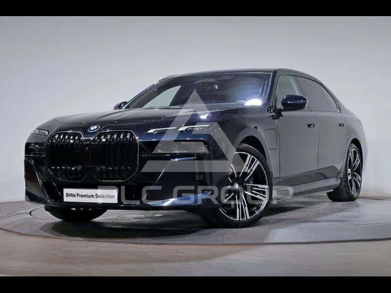 2025 BMW 750