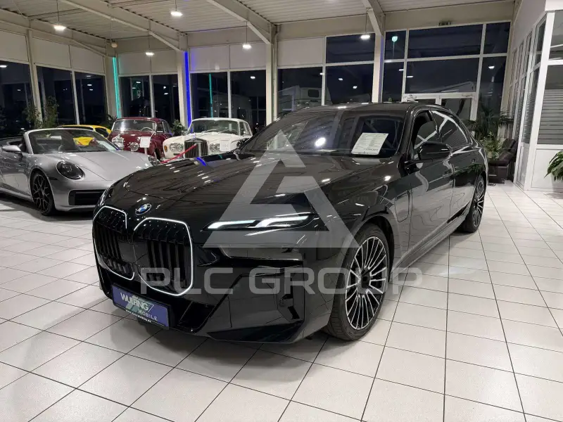 2025 BMW 750