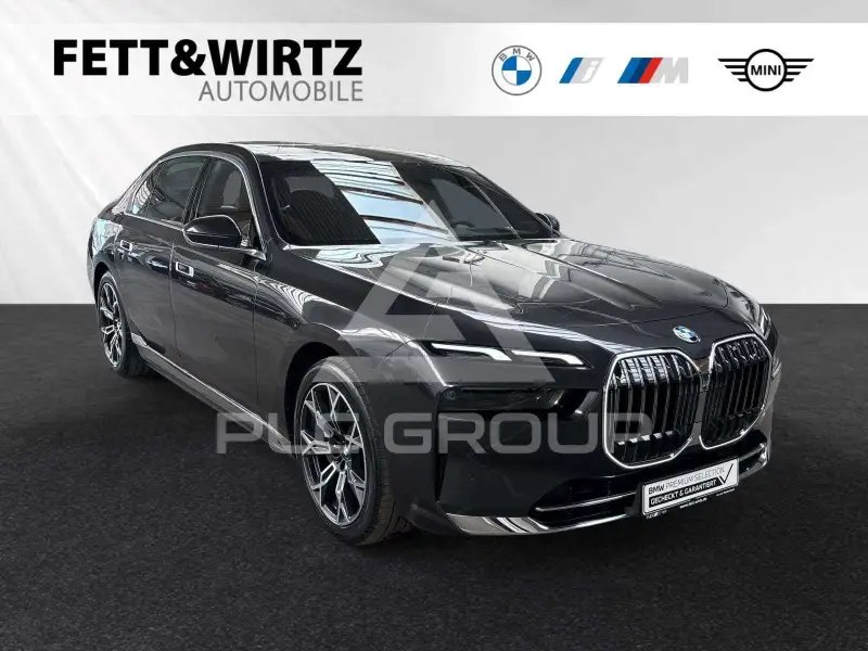 2025 BMW 750