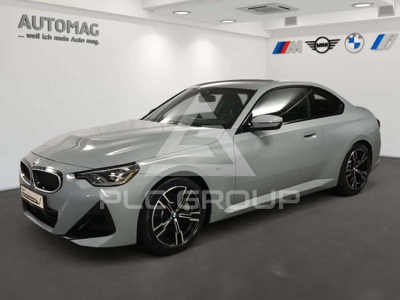 2025 BMW 230