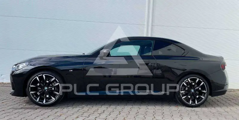 2025 BMW 230