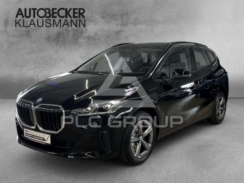 2025 BMW 230