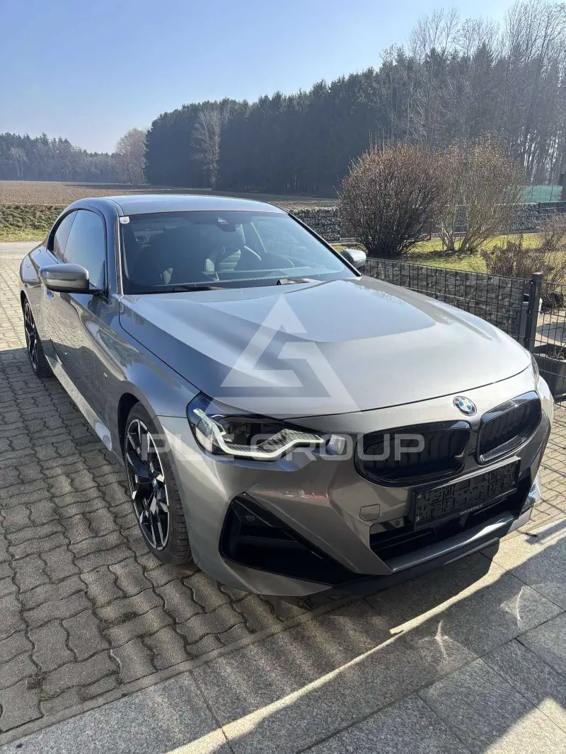 2025 BMW 230
