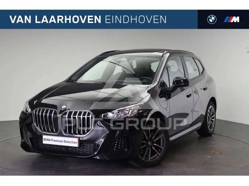 2025 BMW 230