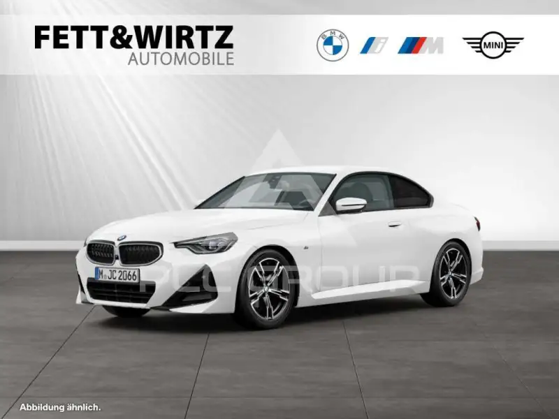 2025 BMW 230
