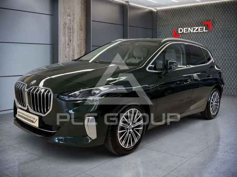 2025 BMW 230