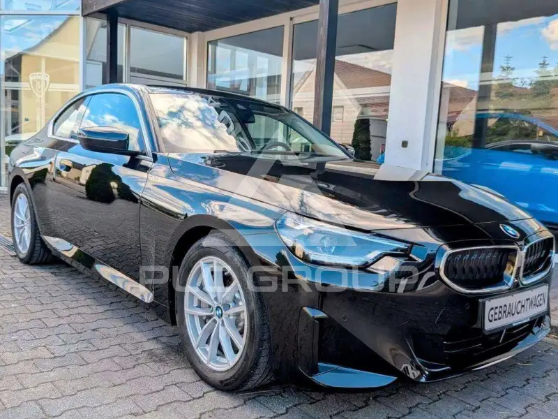 2025 BMW 230