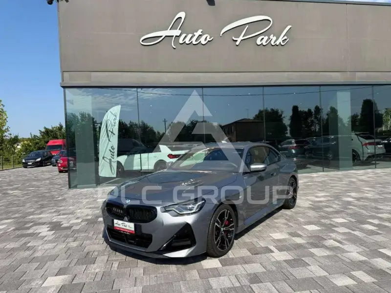2025 BMW 230