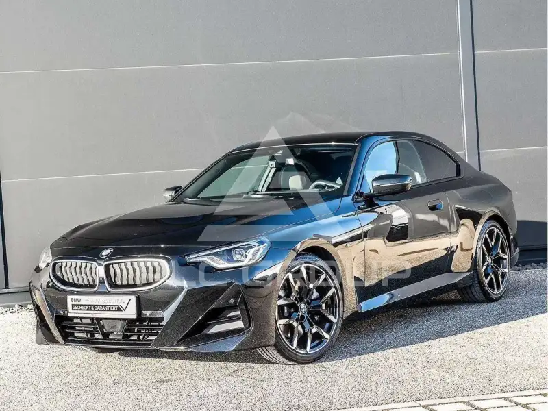 2025 BMW 230