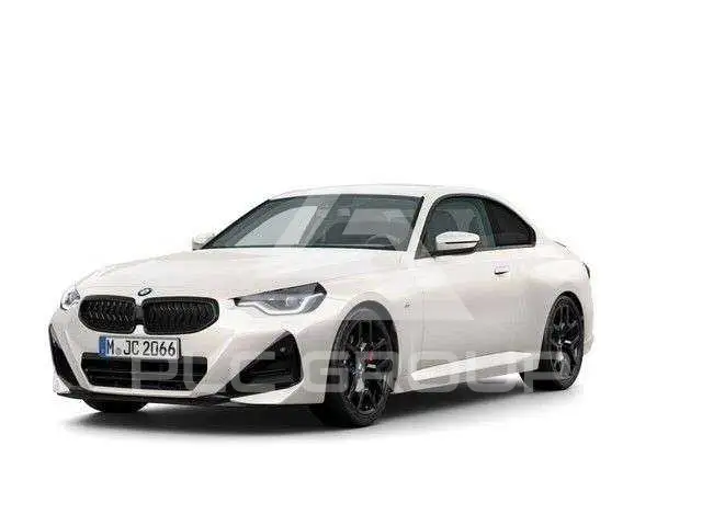 2025 BMW 230